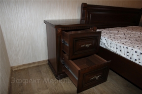 Тумбочка прикроватная из Ясень.