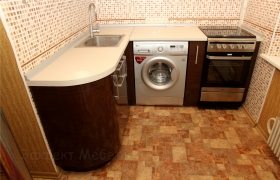 Кухня с фасадами из пластика.