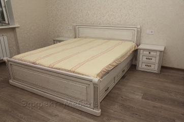 Кровать двухспальная из массива Ясеня.