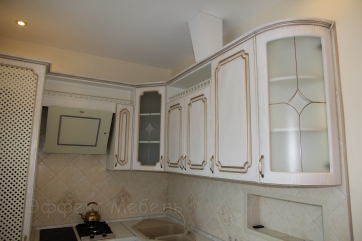 Кухня с фасадом МДФ с патиной