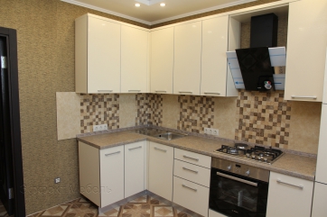 Кухня с фасадами из пластика