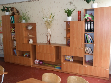 Стенка в школе "Каролина"